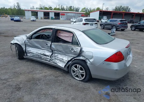 2007 Honda Accord 2.4 Se from USA, damaged, VIN JHMCM56387C004952